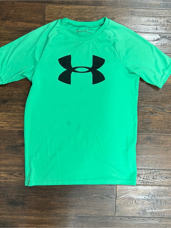 Under Armour Other - Under Armour Boys Green Logo Short-Sleeve Performance Shirt